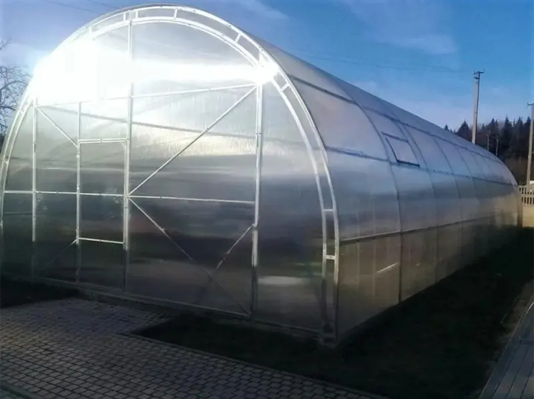Atlas Pro greenhouse