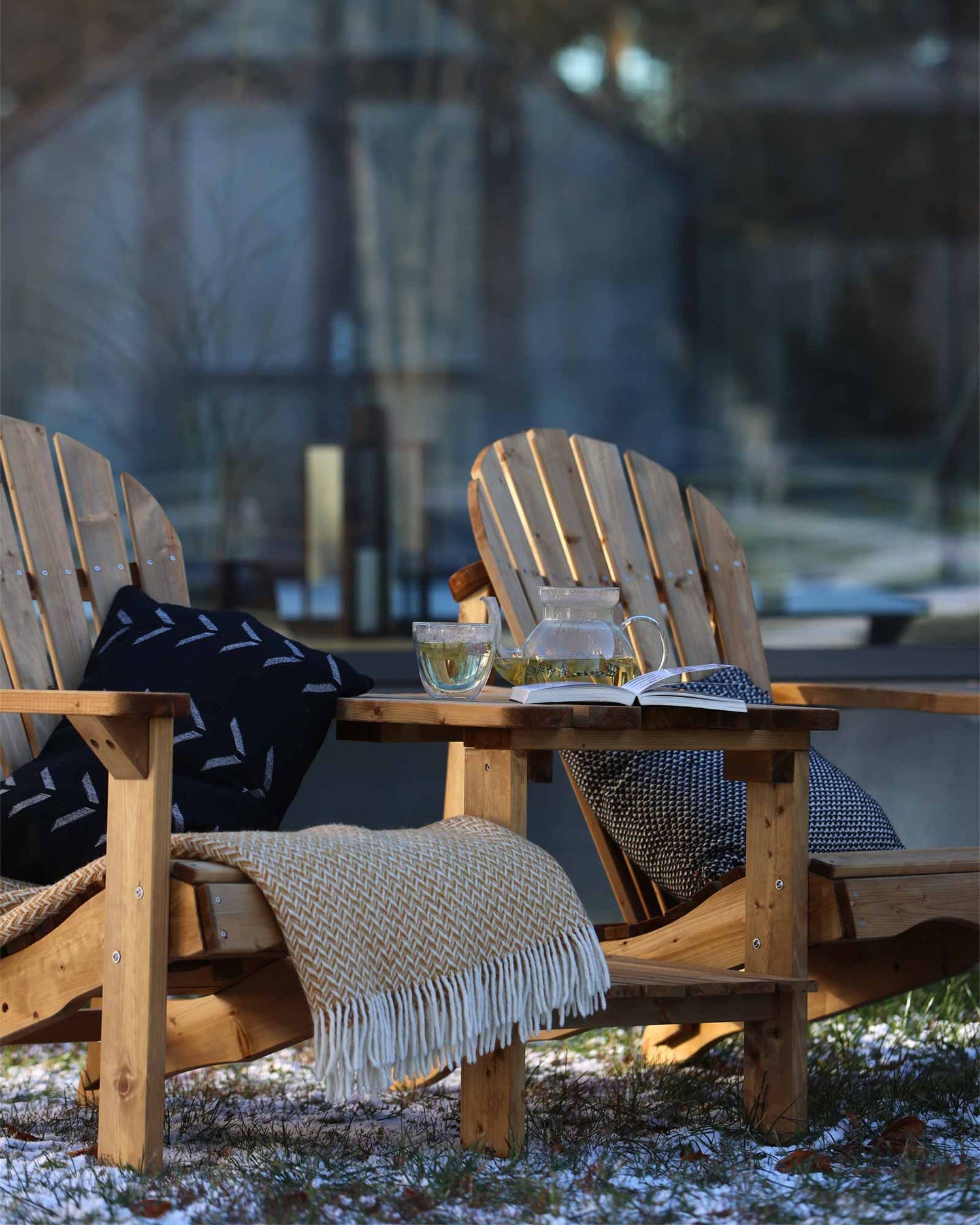 Garden Furniture That Actually Lasts: What to Look for Before You Buy