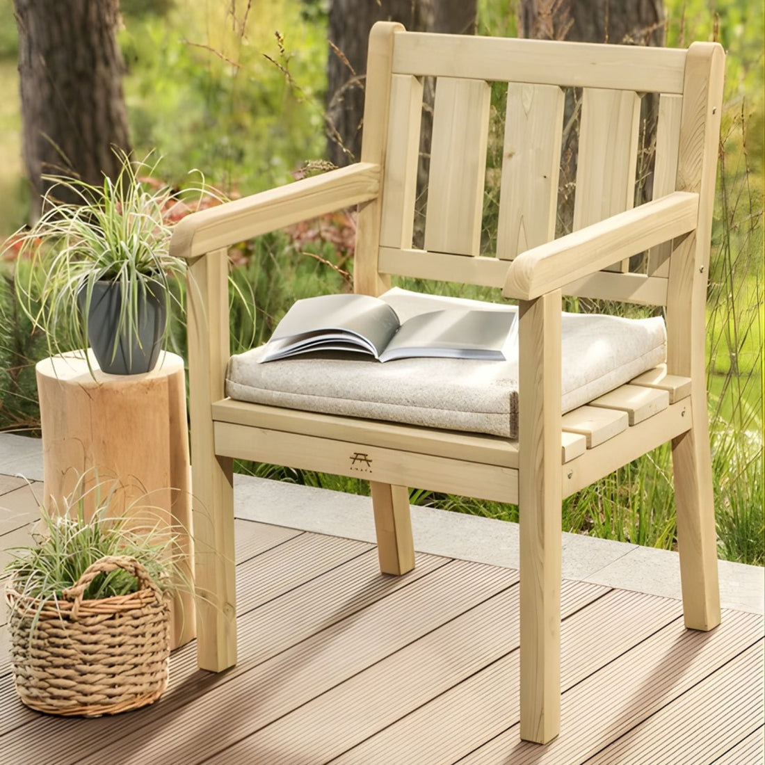 Amata Nordwood Garden Bench