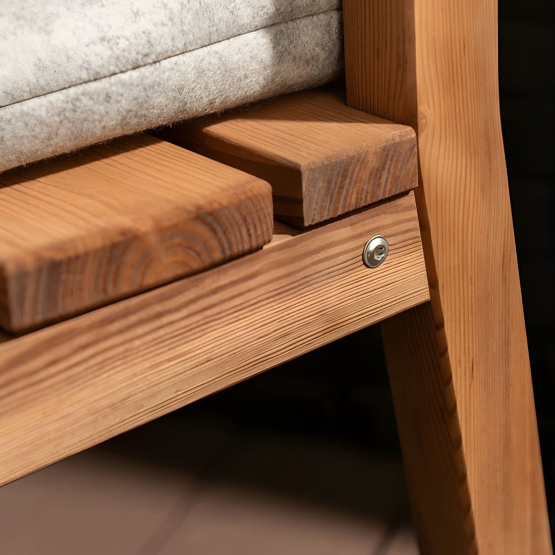 Amata Nordwood Garden Bench