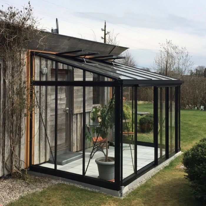 Nordwood greenhouse
