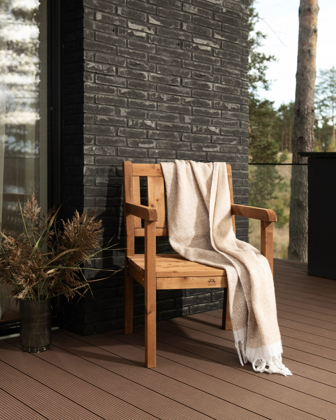 Amata Nordwood Garden Bench