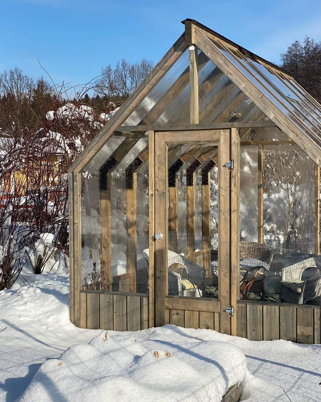 Nordwood Arrow Greenhouse