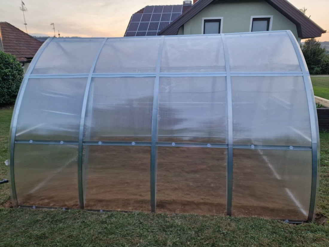 Classic Arch Greenhouse