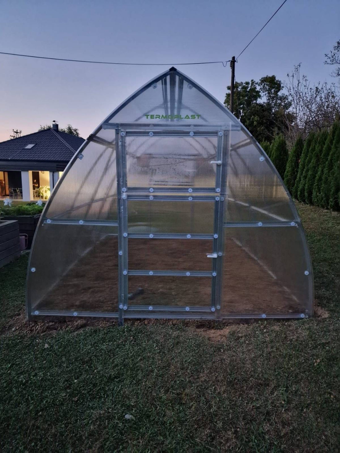 Classic Arch Greenhouse