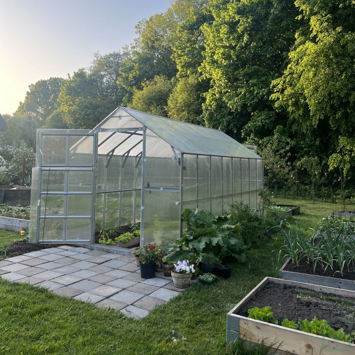 HOUSE Greenhouse