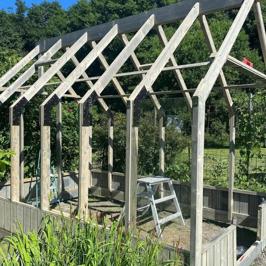 Nordwood Arrow Greenhouse